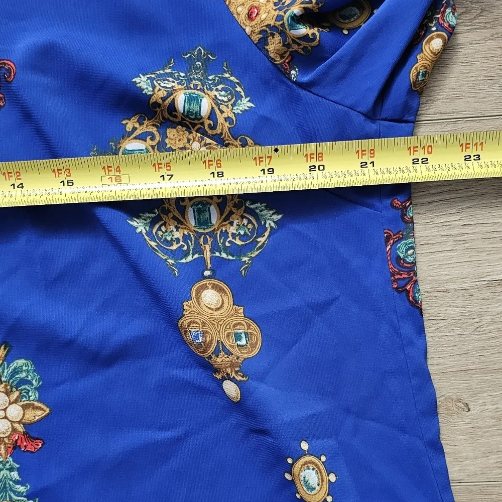 Motto Fashions Blue Orante Status Print Chiffon Button Down Size 16 - Picture 3 of 5